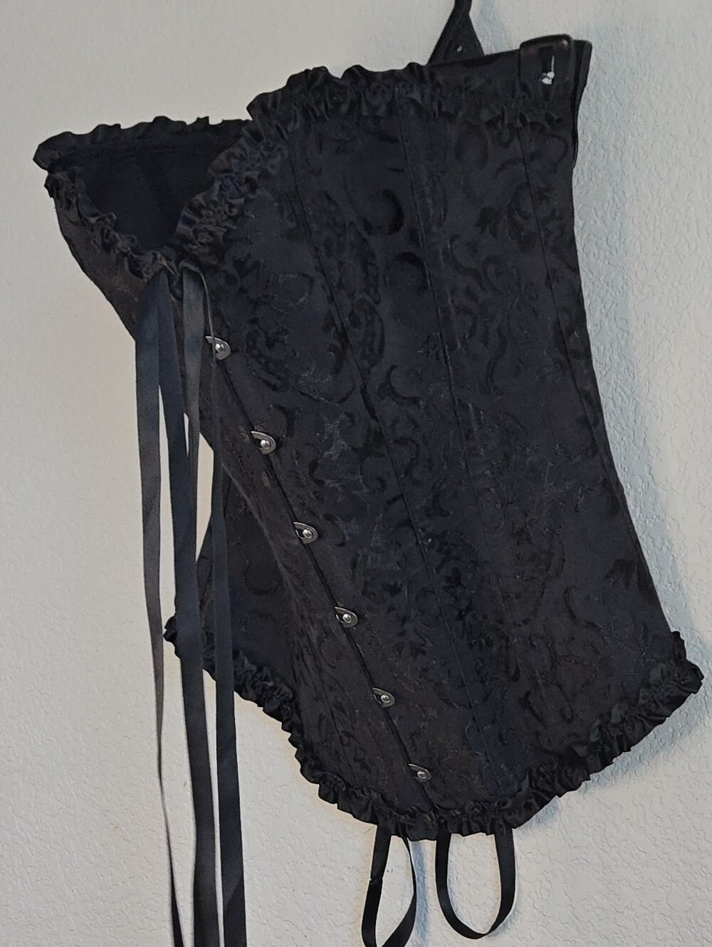 Black Women's Corset Top - Elegant Lace-Patterned Waist Cincher